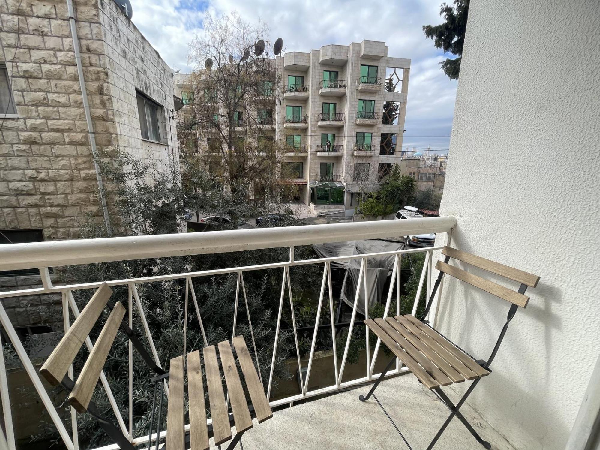Battuta Hostel Amman Buitenkant foto