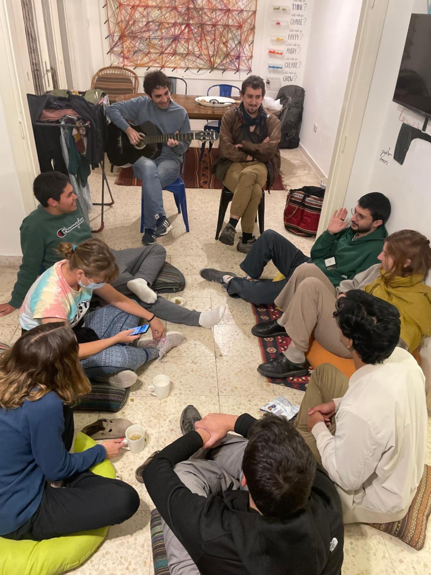 Battuta Hostel Amman Buitenkant foto
